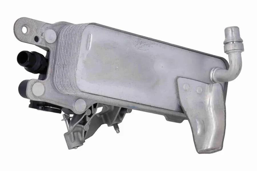 OTOMATIK SANZIMAN YAG SOGUTUCUSU BMW F10 F11 F15 F20 F21 F22 F23 F25 F26 F30 F31 F32 F33 F34 F35 F36 G01 G02 G05 G08 G11 G12 G20 G21 G22 G23 G26 G28 G30 G31 G32 G38 G42